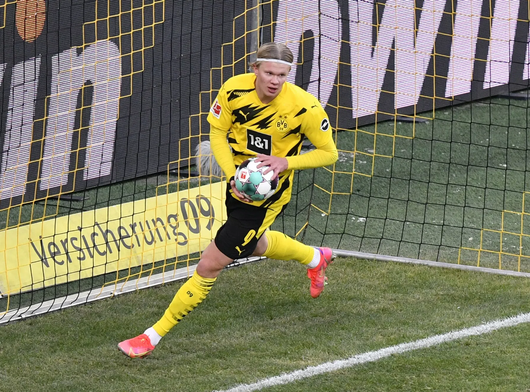 Volgende sof Dortmund ondanks late goal Haaland, Bosz vergooit zekere zege