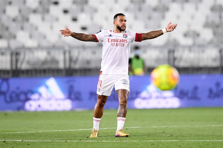 Jarige Memphis kan pijnlijke nederlaag Lyon niet voorkomen