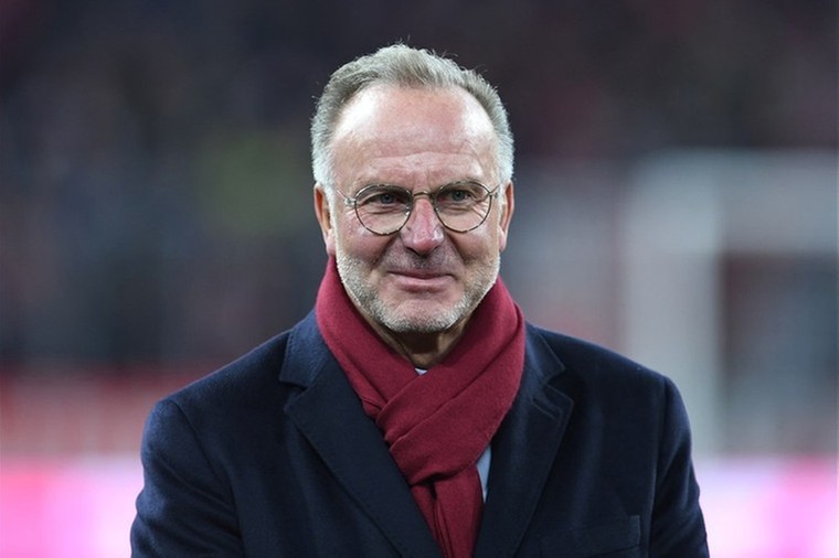 Rummenigge lachte om salaris Messi, Morrison pikte schoenen voor eten