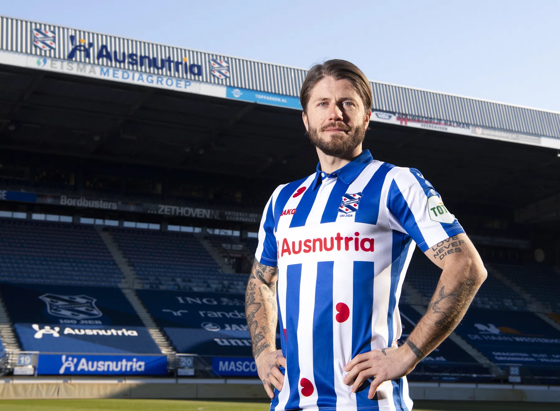 SC Heerenveen kijkt met komst Lasse Schöne ook met schuin oog naar de toekomst