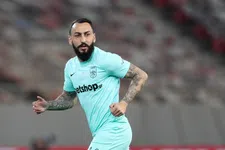 Thumbnail for article: Mitroglou geeft PSV het goede voorbeeld tegen Olympiakos