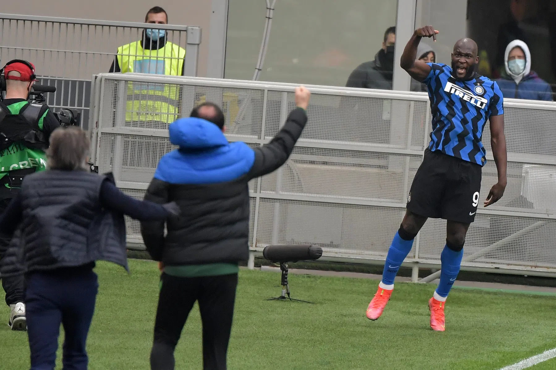 Inter maakt verhoudingen in Milaan overduidelijk met groots machtsvertoon
