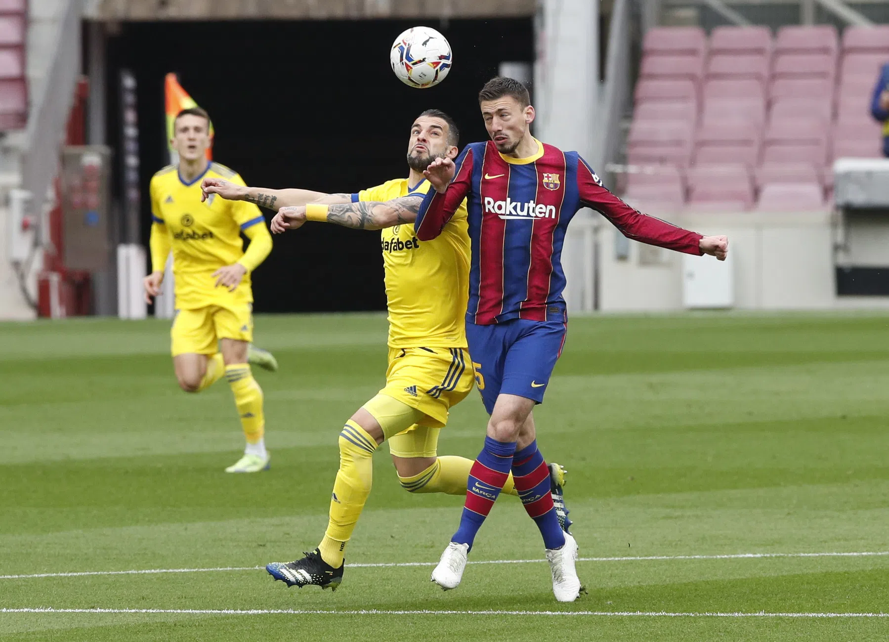 'Onaantastbare' Lenglet gefileerd na volgende misstap Barcelona