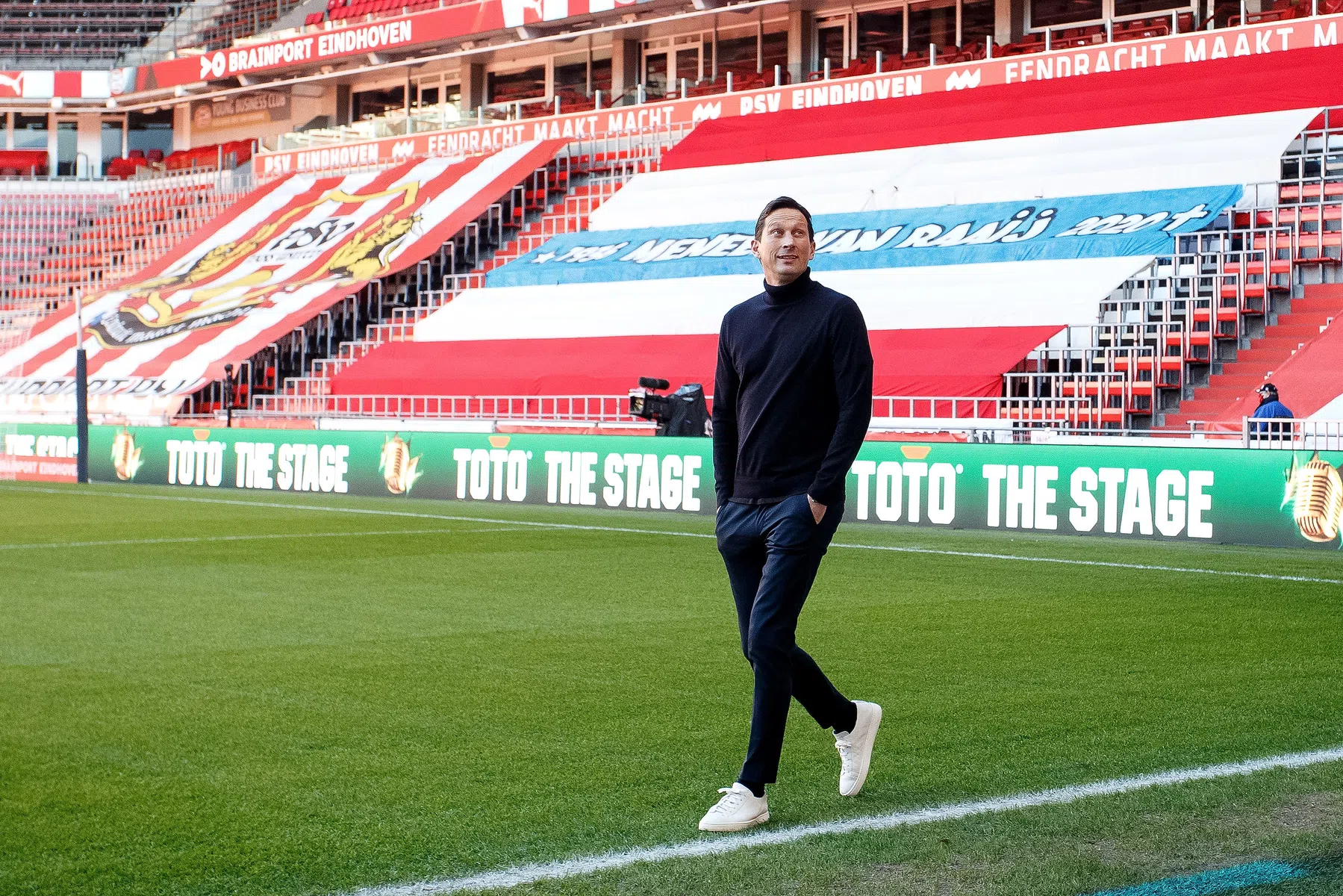 'Hans Kazàn' Schmidt maakt de tongen weer los
