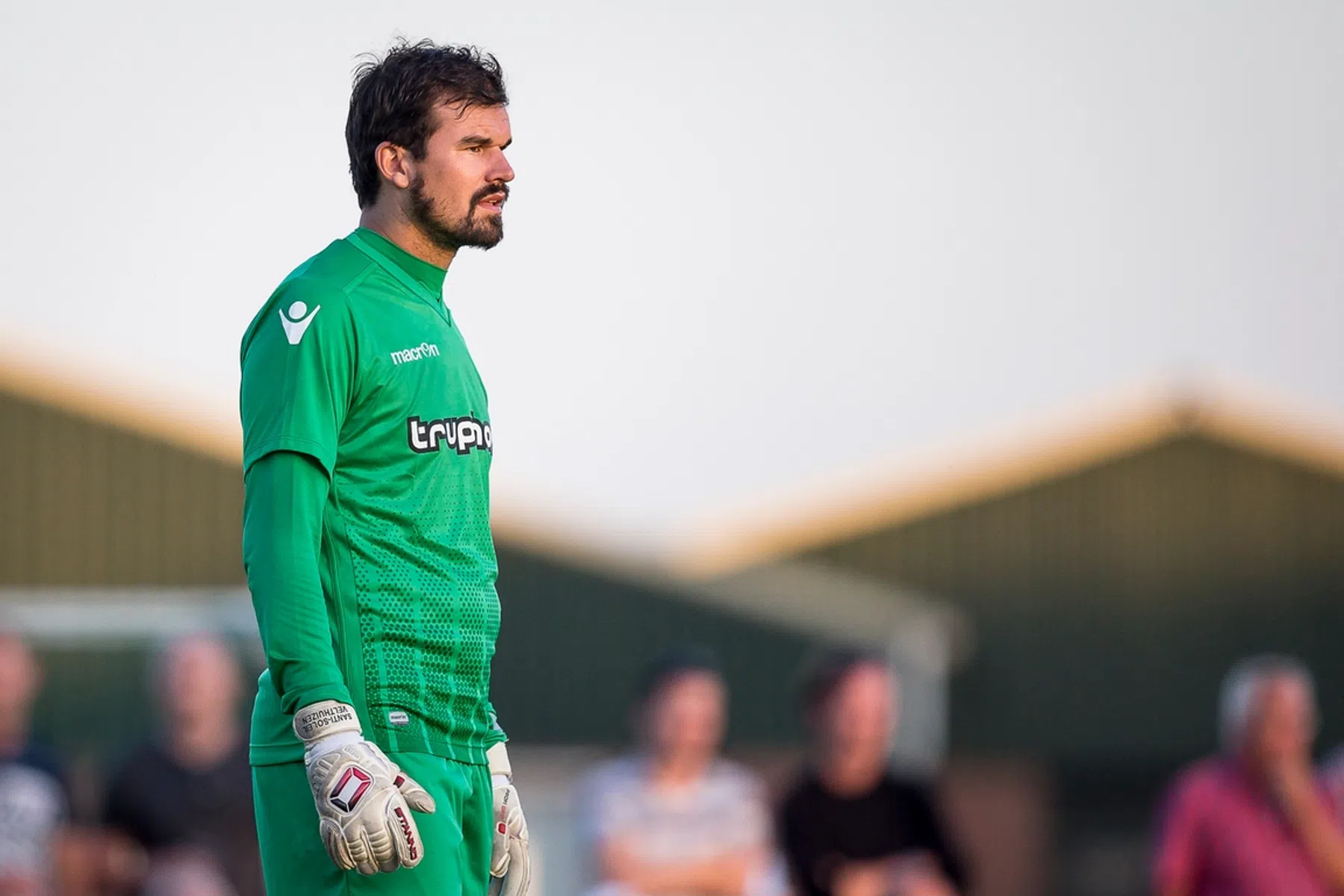 Snel debuut lonkt voor Velthuizen: 'Hij is heel gretig'