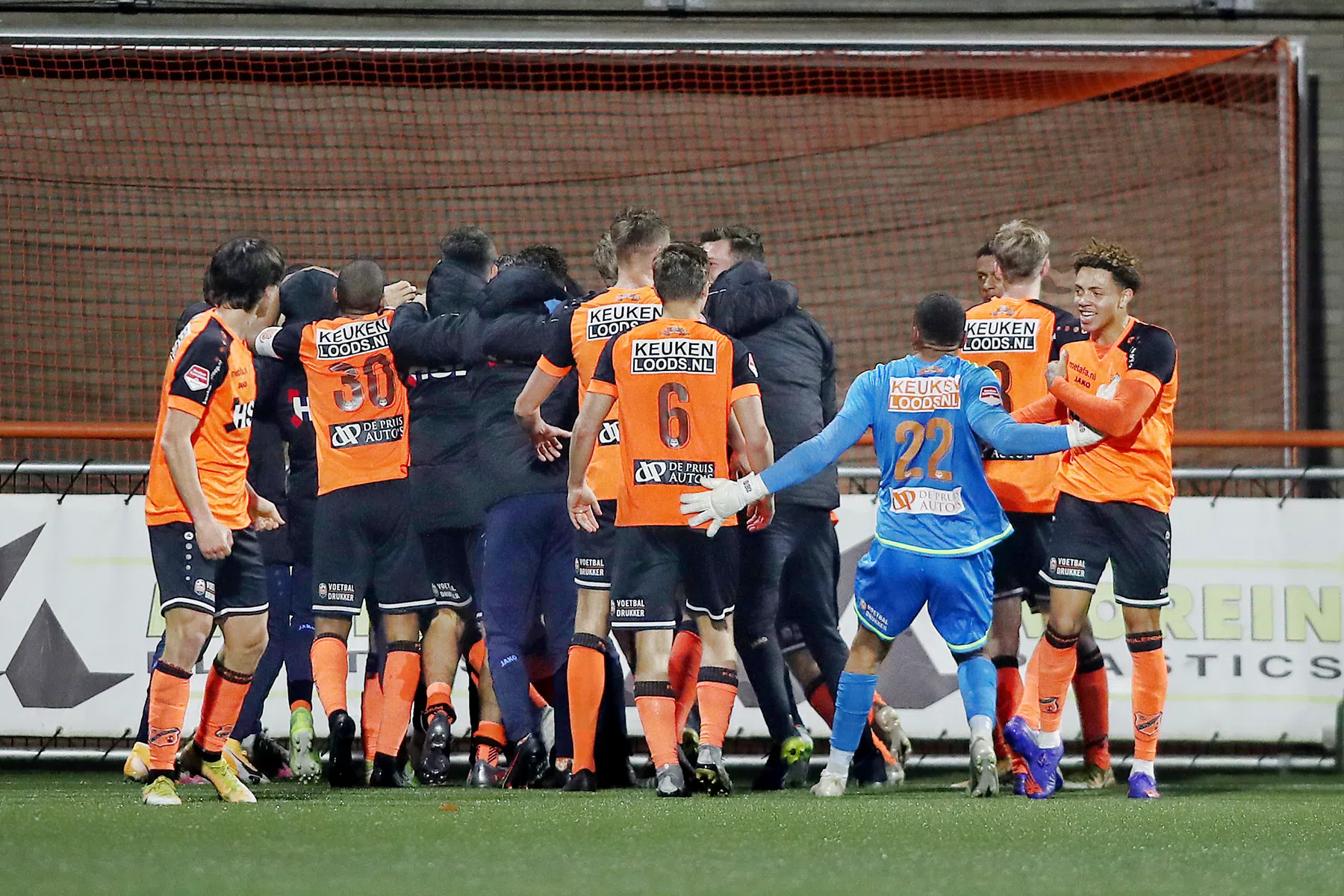 Krankzinnige ontknoping bij Volendam - Jong Ajax 'voelt als de CL-winst' 