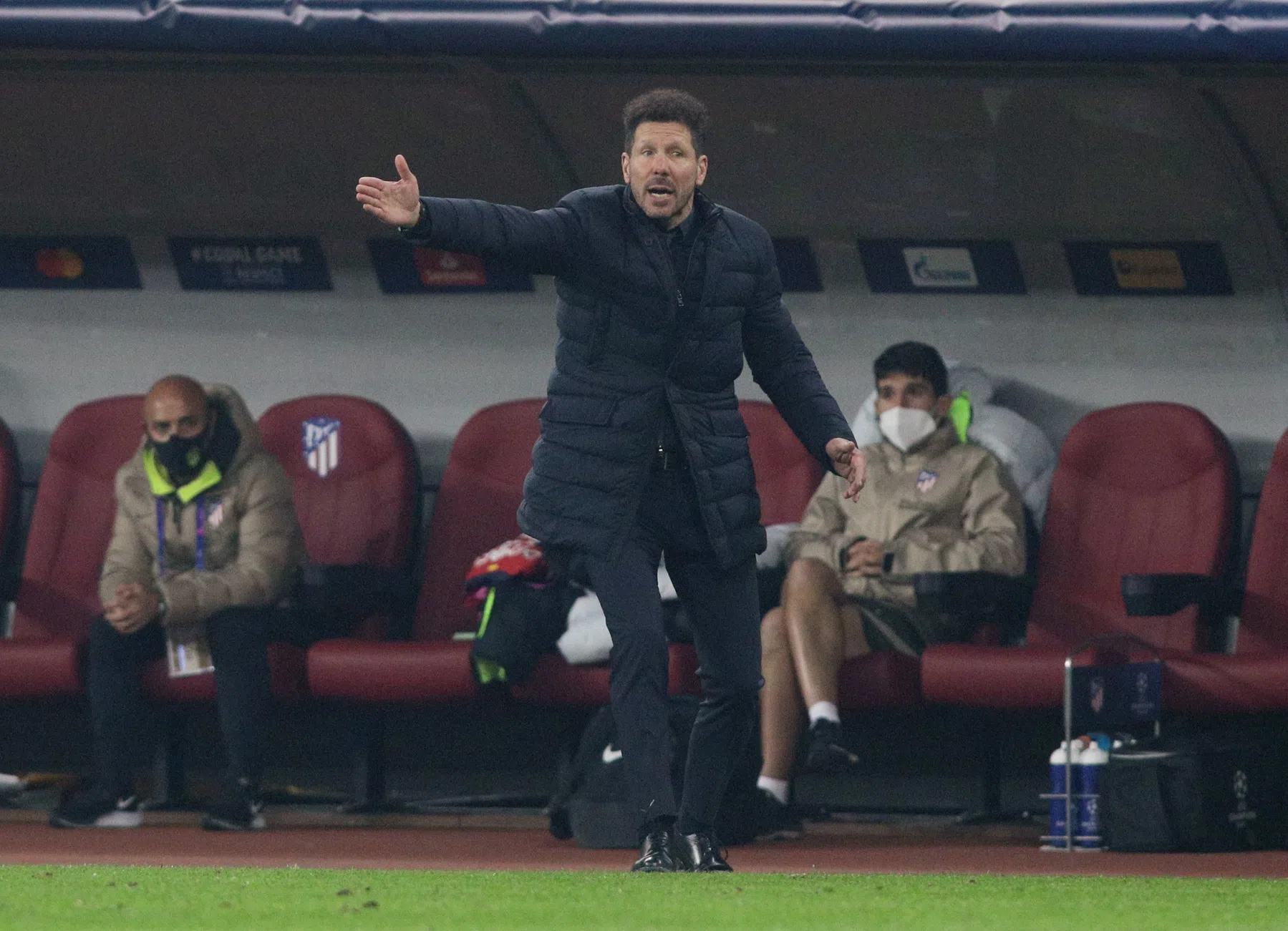 Simeone bijt van zich af na kritiek op 'laffe' speelstijl Atlético Madrid