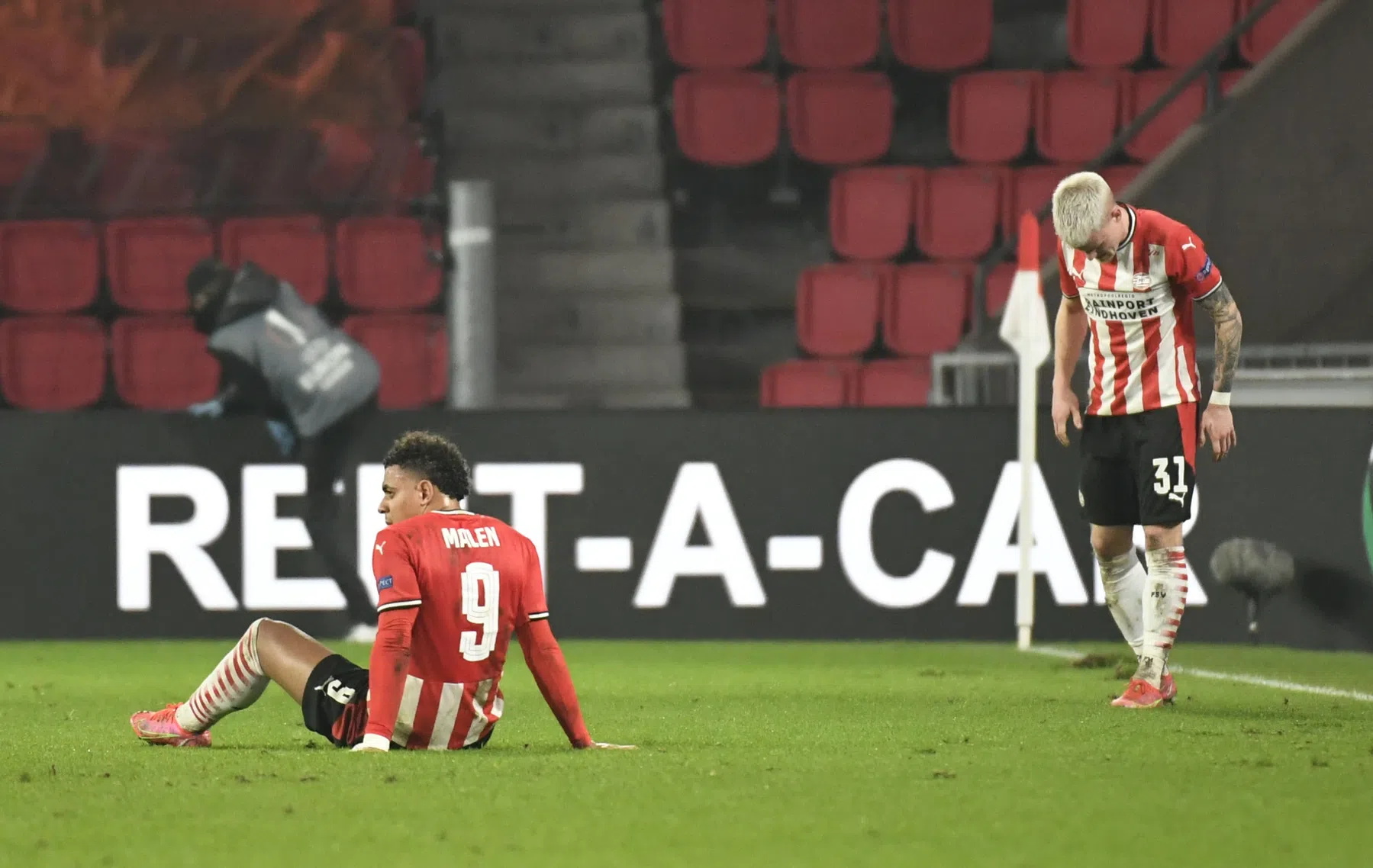 Samenvatting: bekijk de late klap die flink nadreunt bij PSV