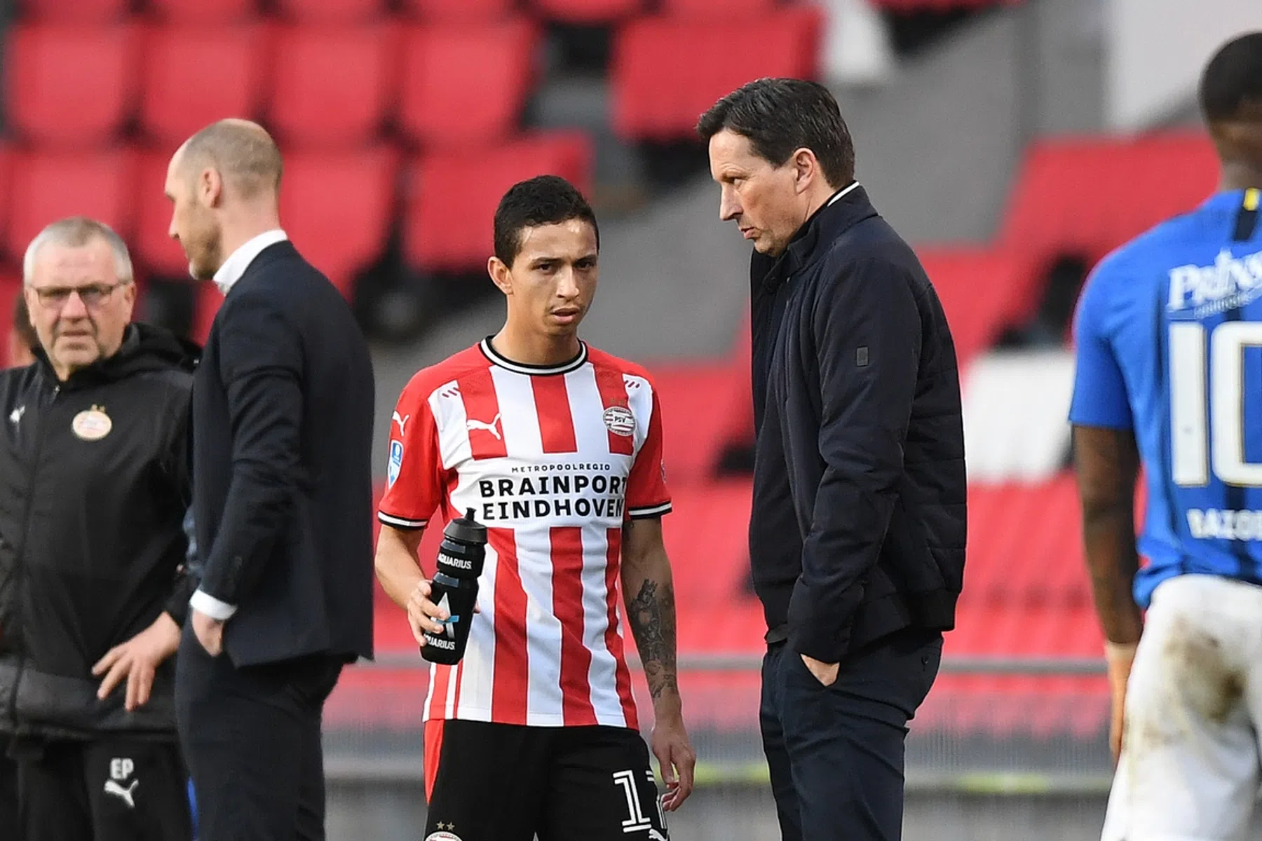 Tegenvaller voor PSV: multi-inzetbare Mauro Júnior mist Ajax-thuis