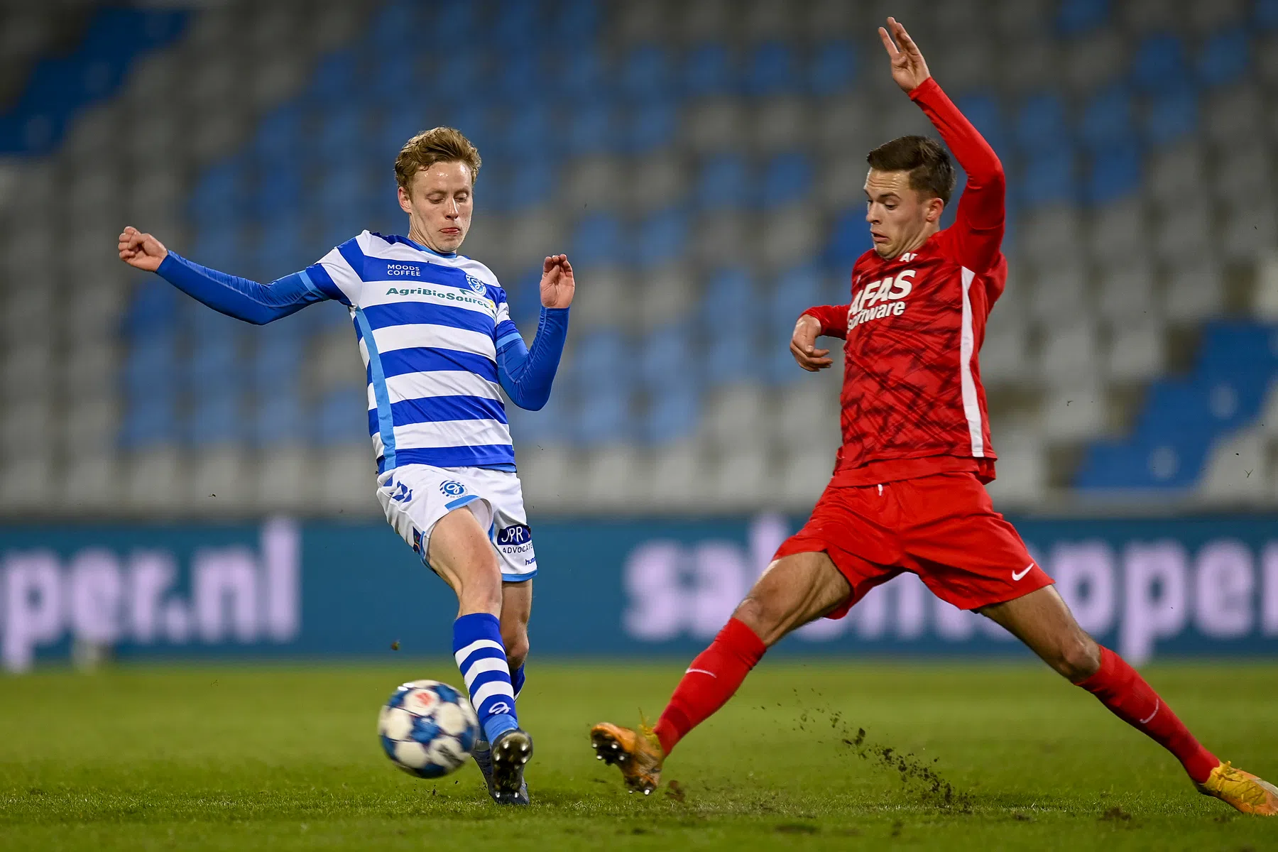Snoei verklaart extreem pijnlijke wissel: 'Hij viel verschrikkelijk in'