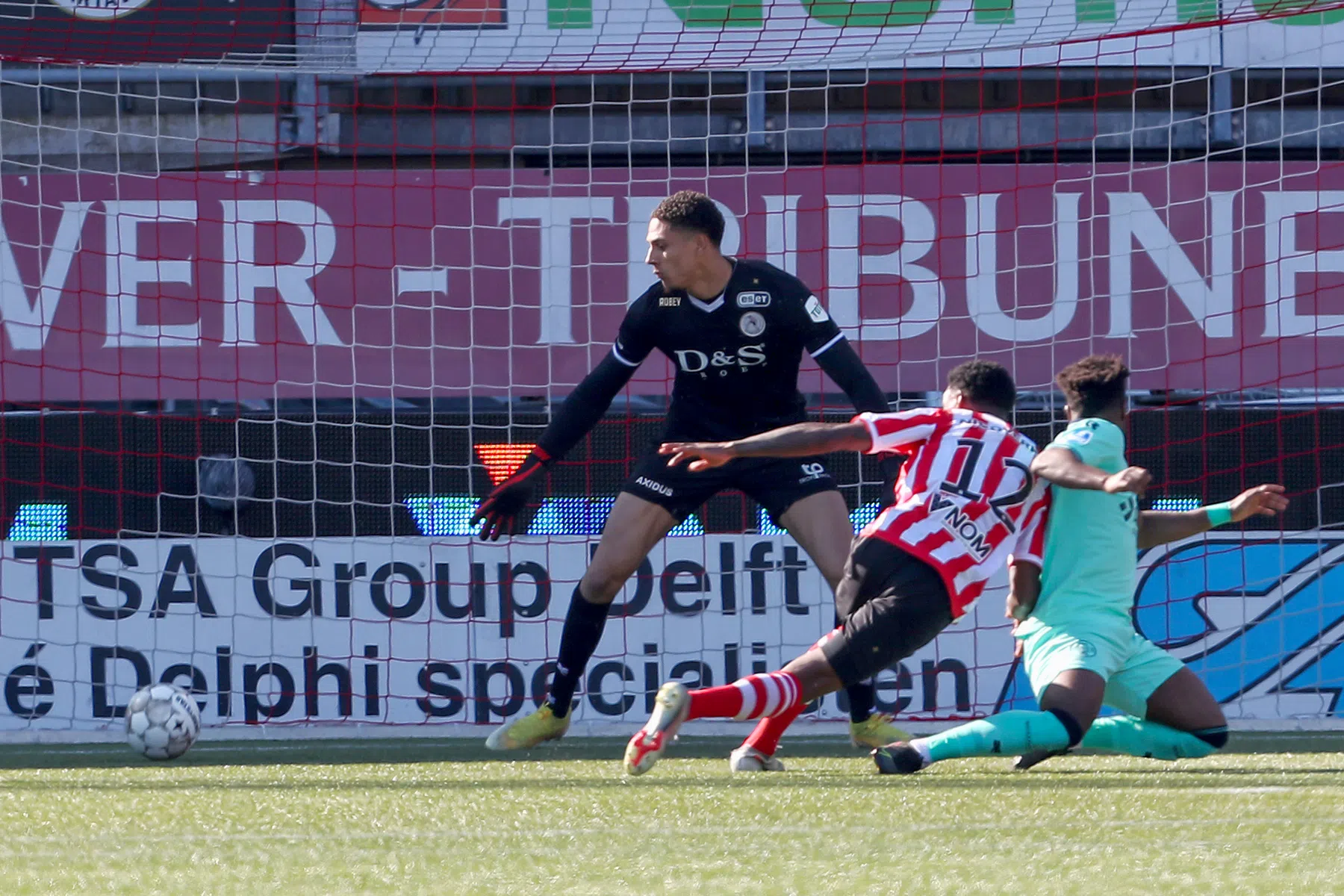Willem II dolgelukkig met verschrikkelijke invalbeurt Spartaan Fortes
