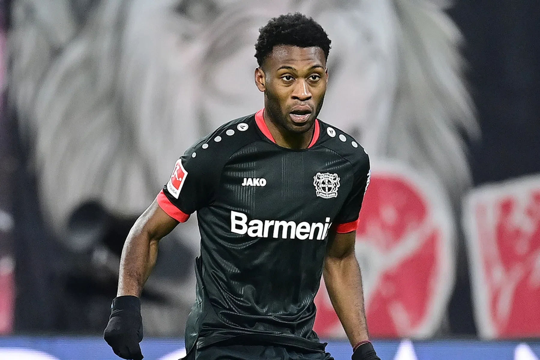 Bosz komt met sombere boodschap over uitgevallen Fosu-Mensah 