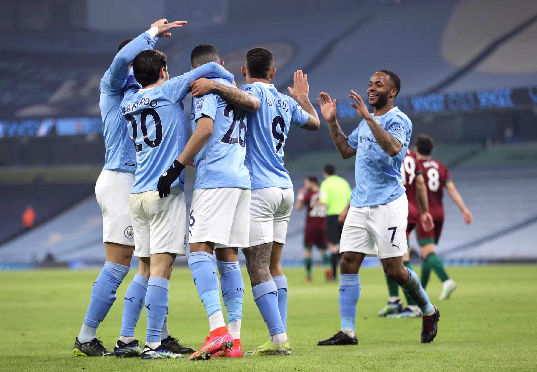 Man City ondanks schrikmomentje stapje dichter bij grandioze prestatie Ajax