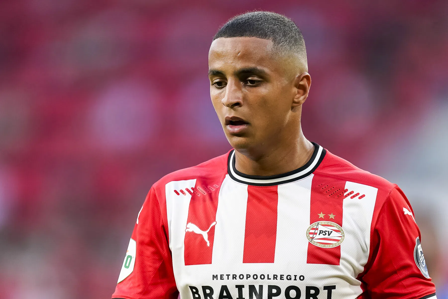 Op weg naar de uitgang? Mo Ihattaren maakt zich onmogelijk bij PSV