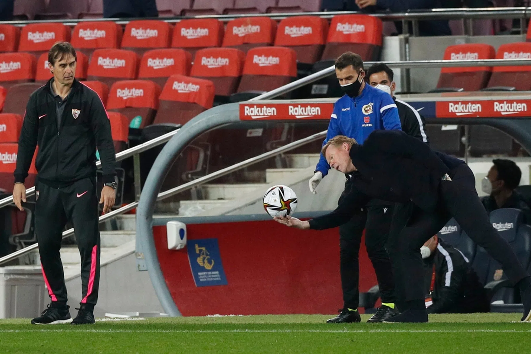 Koeman trots en dolgelukkig: 'Mijn beste avond als trainer van Barcelona'