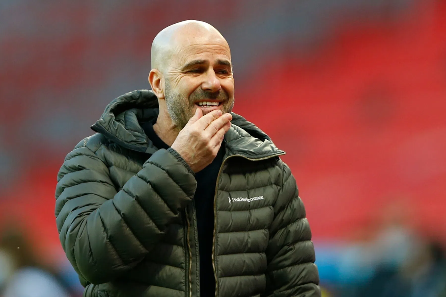 Bosz hoeft niet te vrezen voor ontslag: 'Dat is er met de haren bijgesleept'