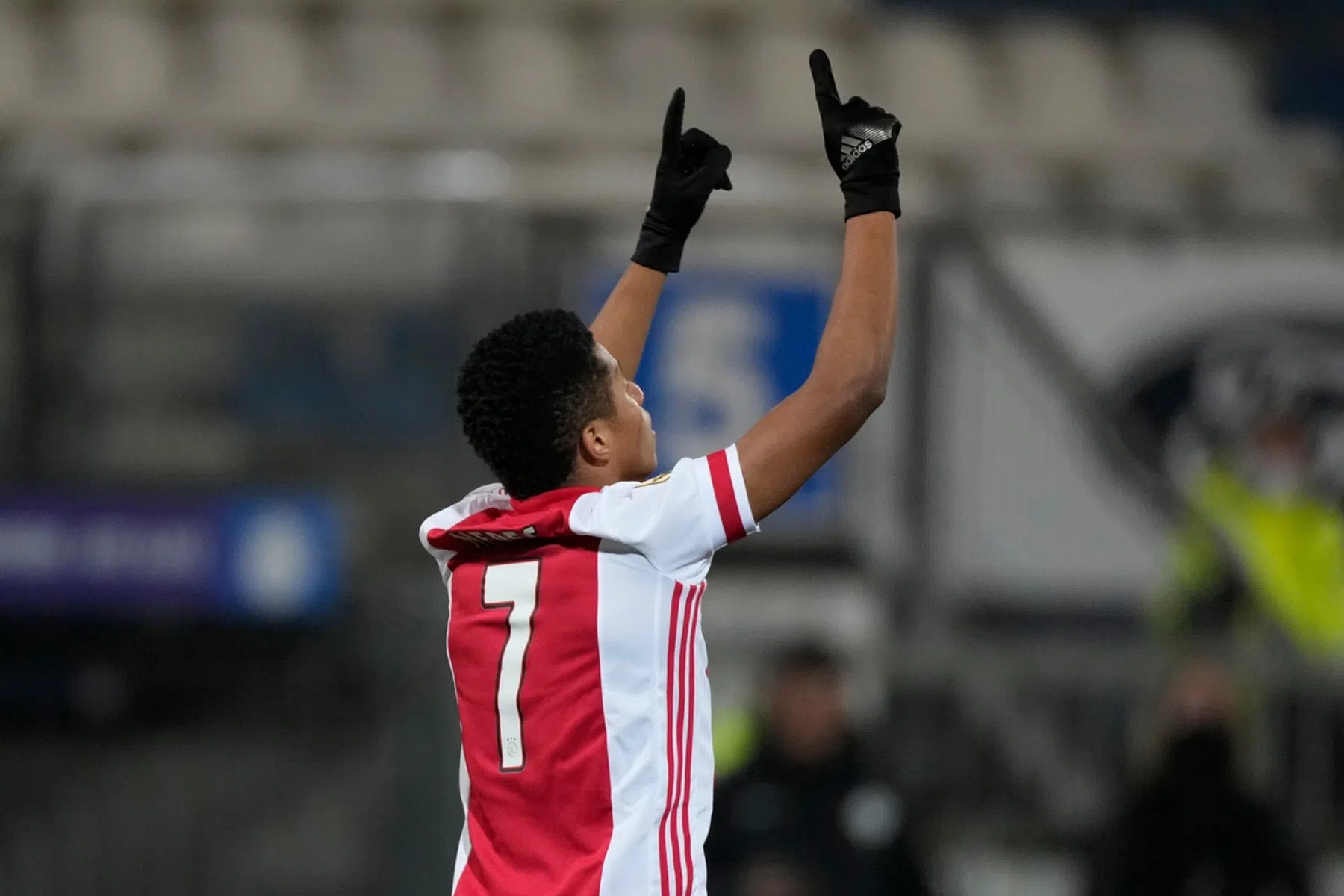 Trefzekere Neres voelt oude vorm terugkomen na moeilijke periode