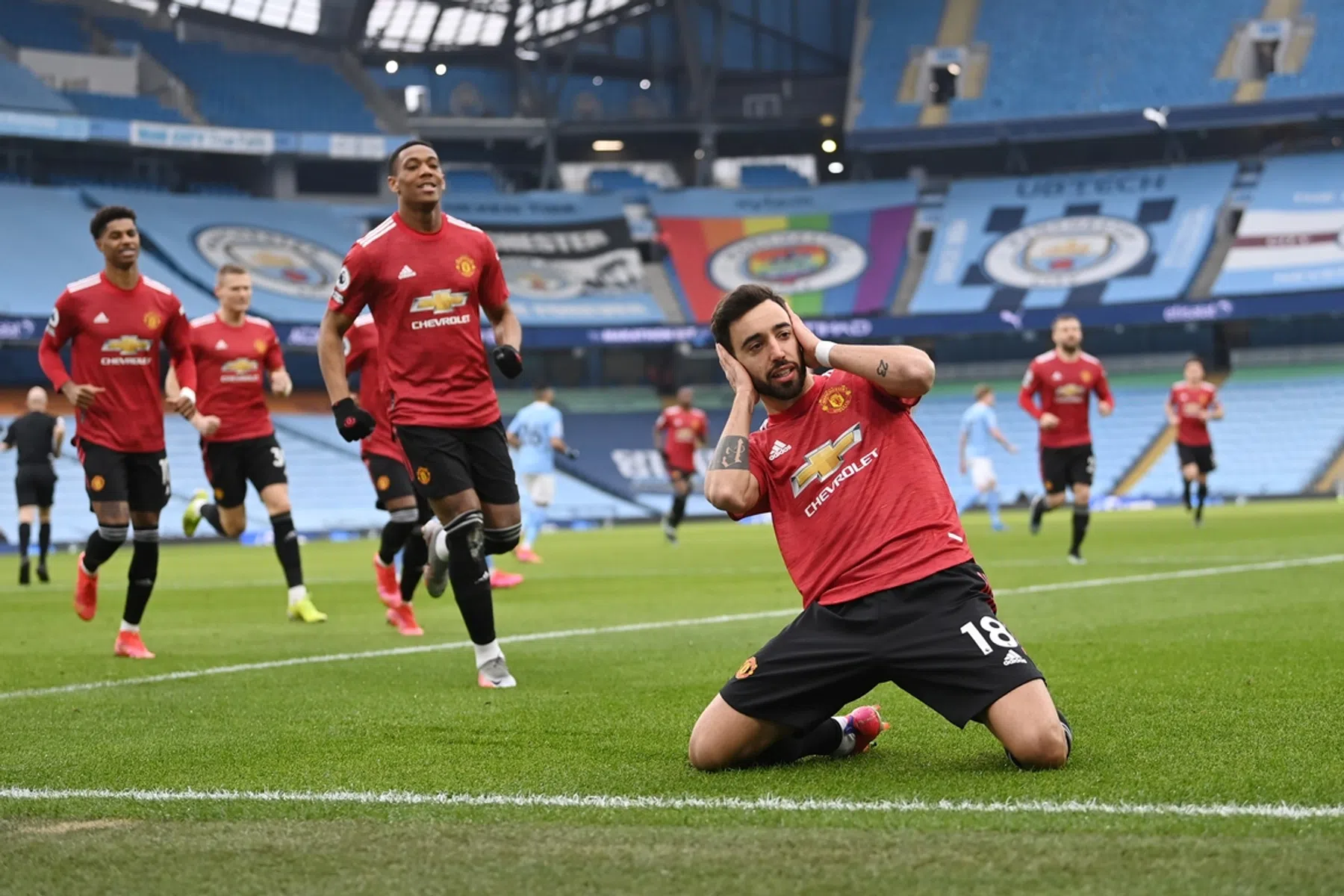 United maakt na historisch snelle treffer einde aan monsterserie City
