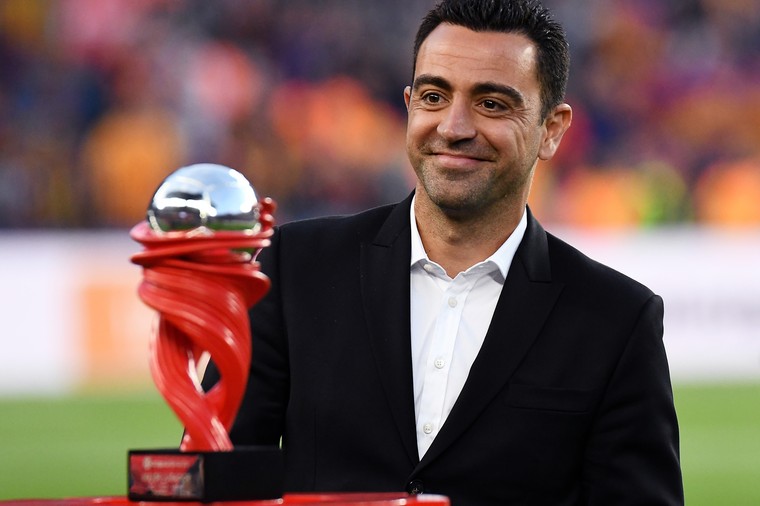 Xavi doet belofte na zijn eerste landstitel als trainer