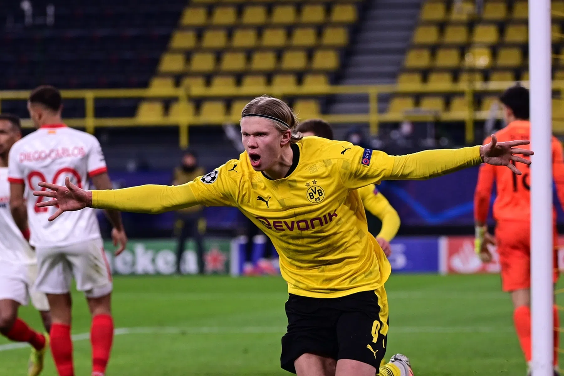 Haaland zelfs ijskoud na VAR-chaos: Noors fenomeen weer beul Sevilla