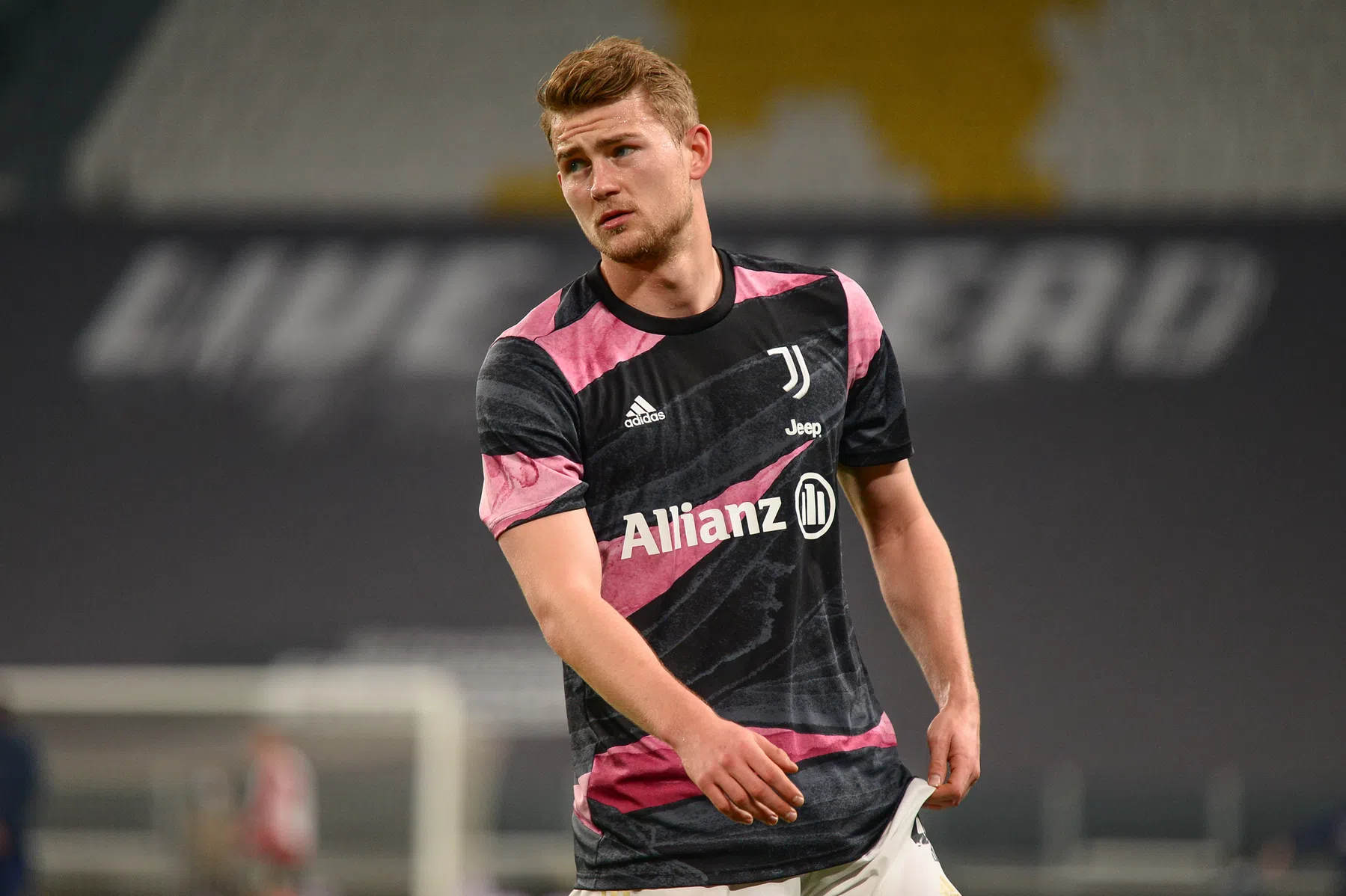 De Ligt spreekt van zware klap na rollercoasterduel met Porto