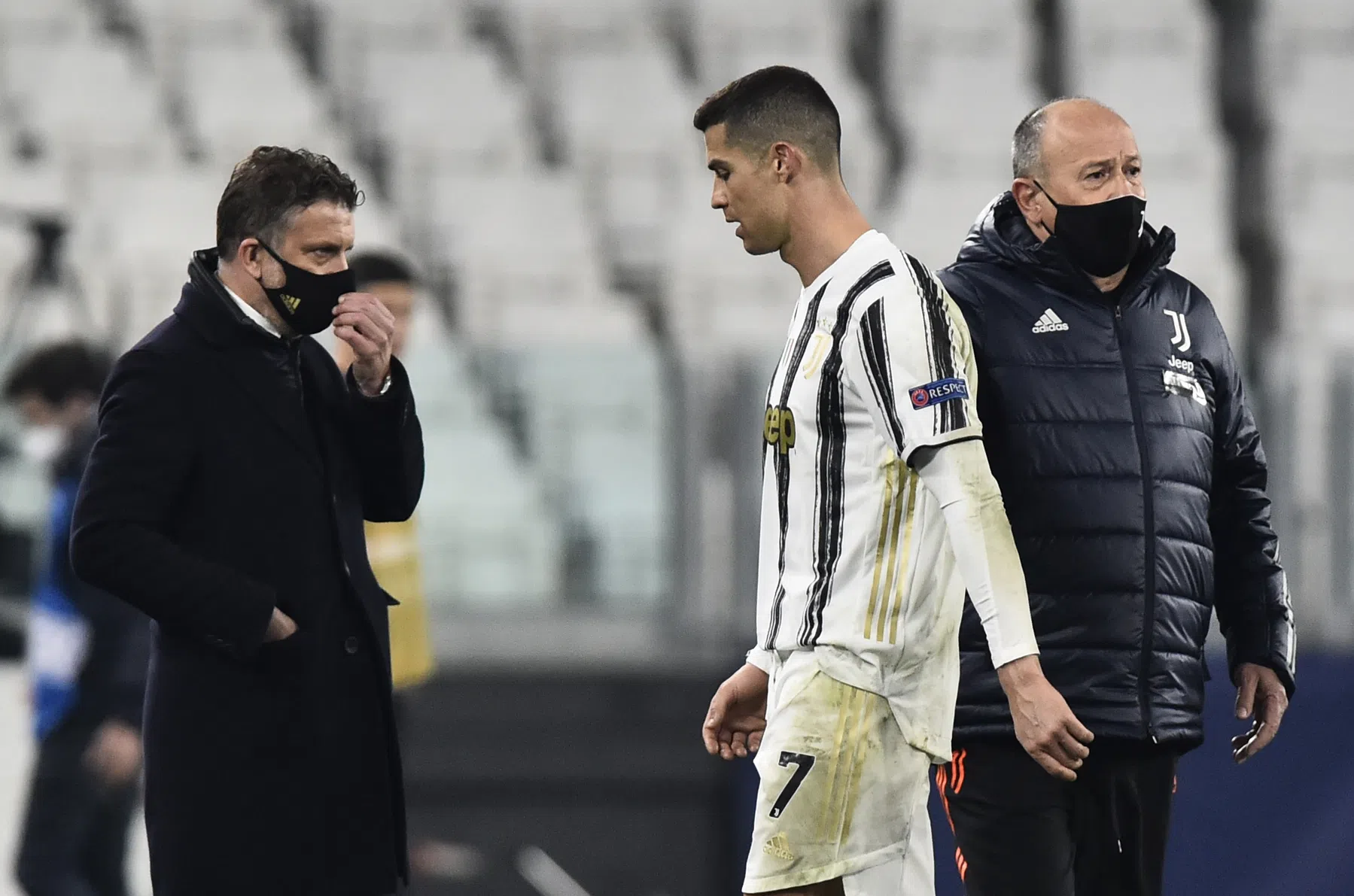 'Bange' Ronaldo krijgt ervan langs: 'Een onvergeeflijke fout'