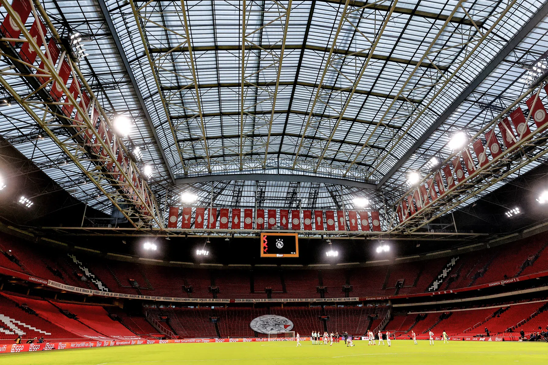 Heimwee naar kolkende stadions: de leegte went nooit