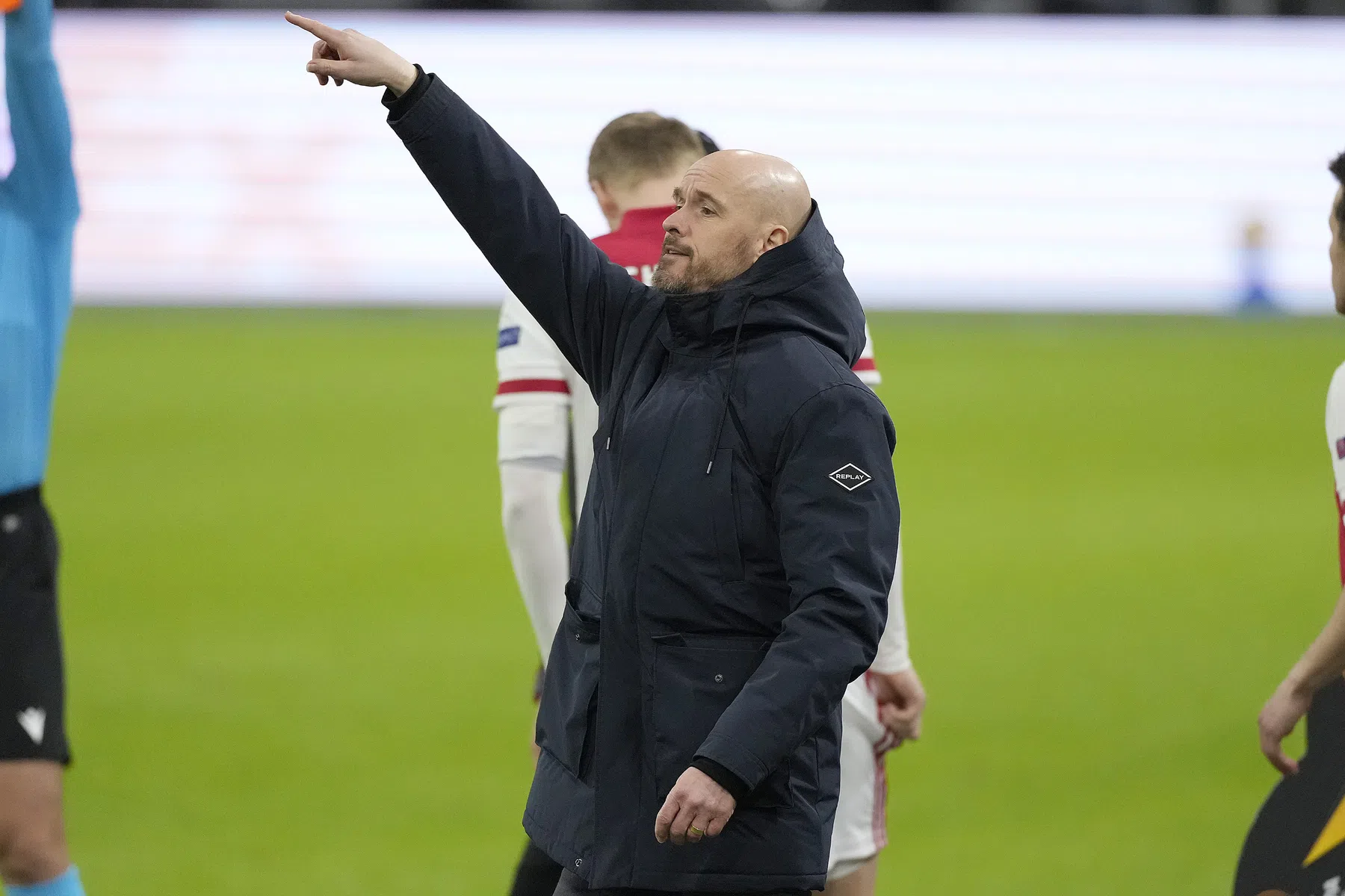 Ten Hag ziet volledig dominant Ajax: 'We hebben ze kapot gespeeld'