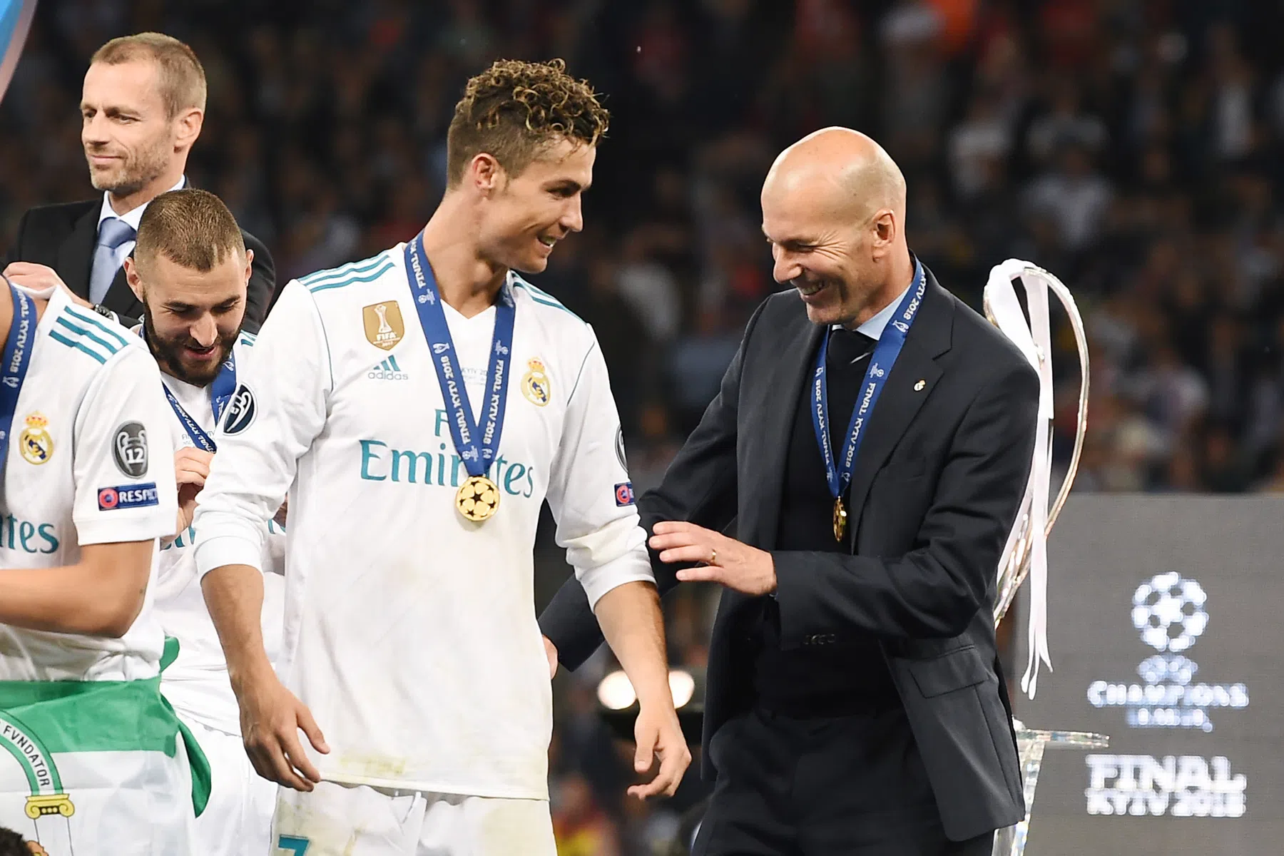 'Iedereen weet hoeveel we bij Real Madrid van Ronaldo houden'