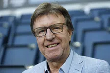 Thumbnail for article: De Mos: 'Tete is voor Oranje geschikter dan Dumfries'