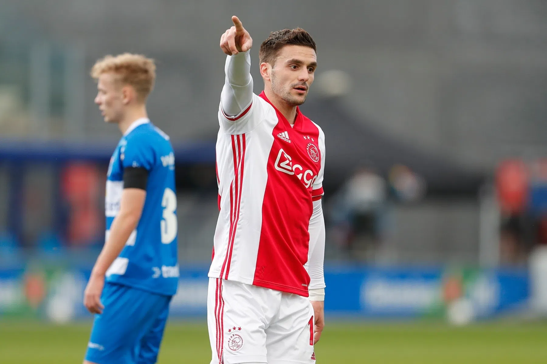 Ajax staat in 2021 op eenzame hoogte in de Eredivisie
