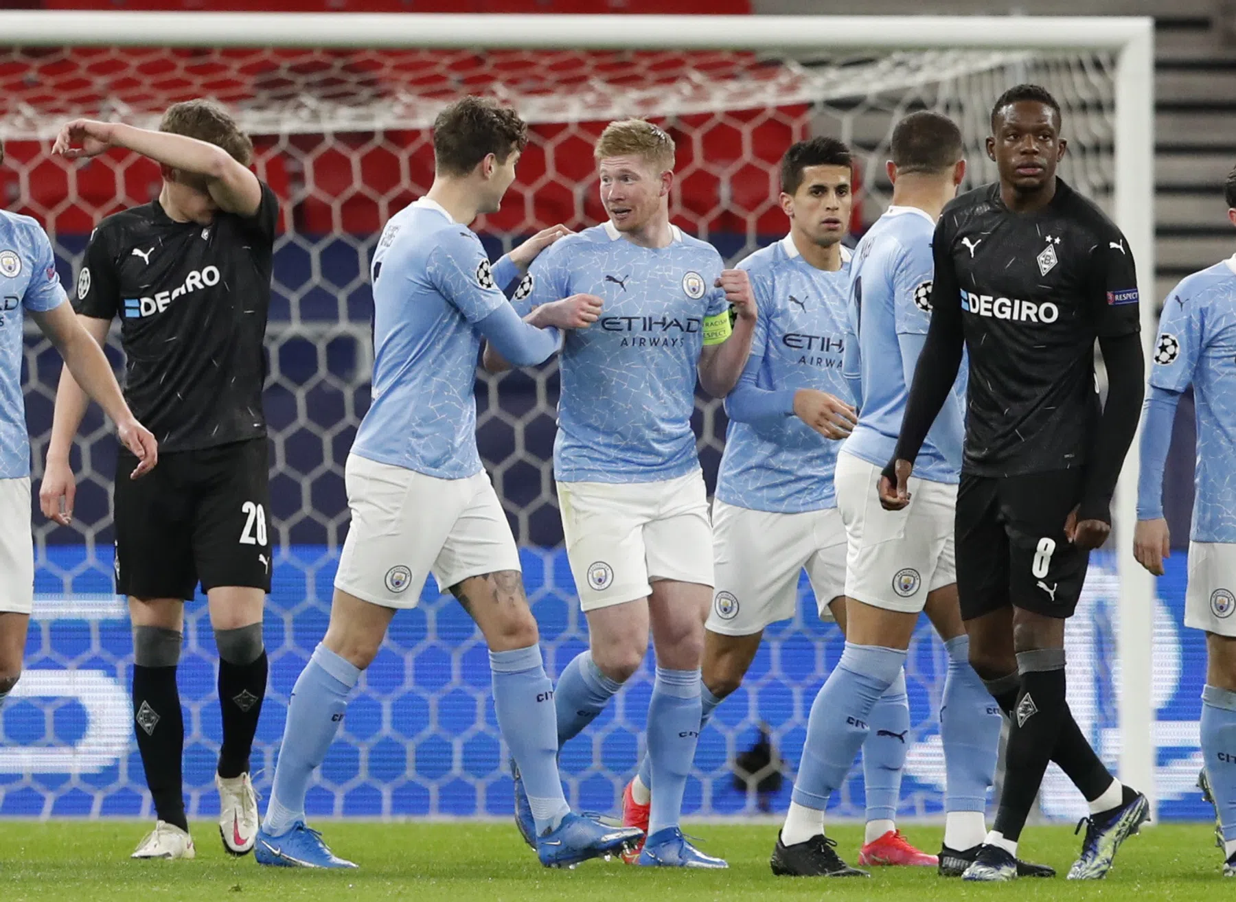Droomgoal De Bruyne houdt City op koers voor eigen mission impossible