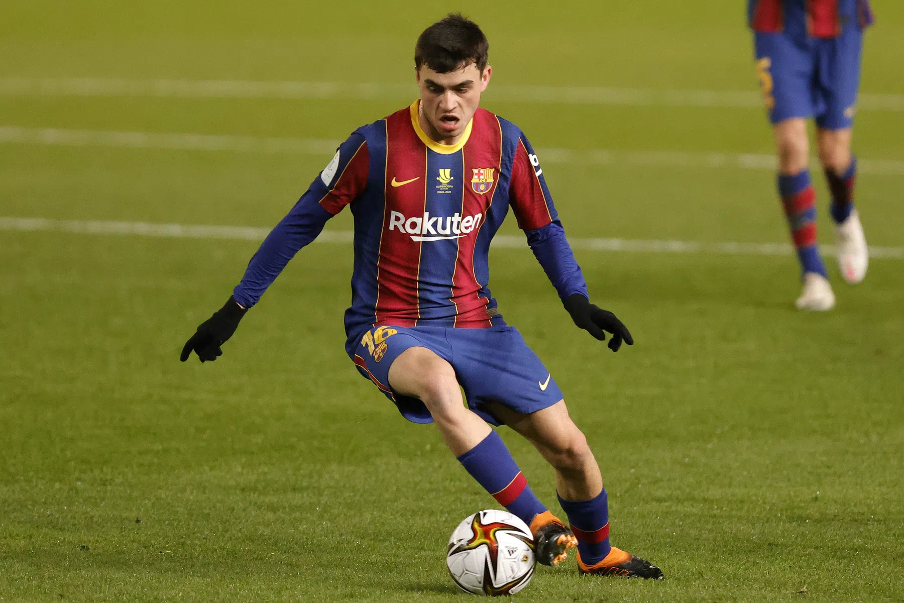 Barça-wonderkind Pedri speelt extra miljoenen bij elkaar voor zijn oude club