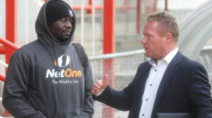 De coach die in één klap beroemd werd: 'Maak iedere dag stapjes met mijn Engels'