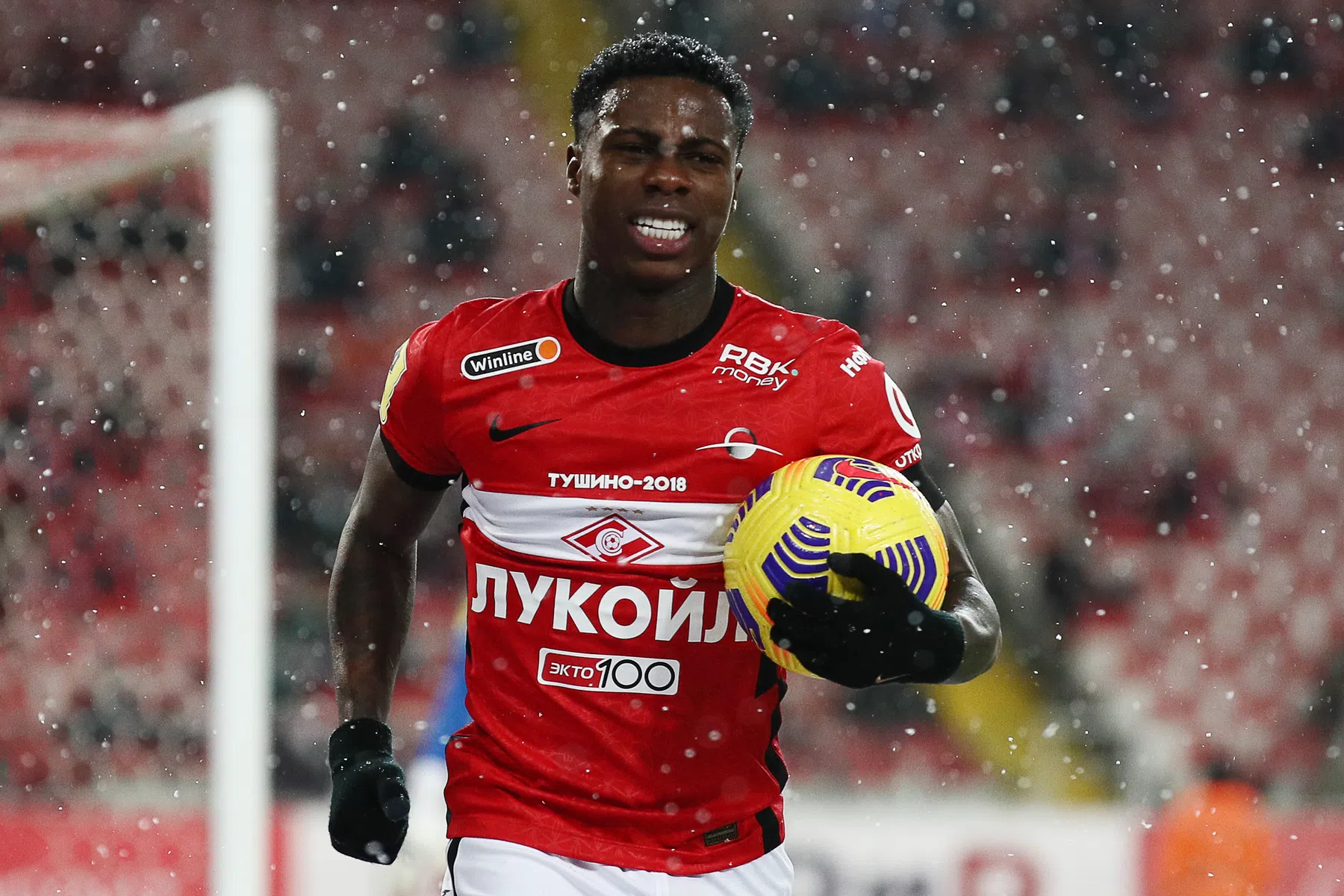 De Boer houdt Oranje-deur open voor Promes