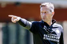 Thumbnail for article: 'PSV heeft simpelweg een tussenjaar'