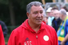 Thumbnail for article: Ten Cate over WK in Qatar: 'Jaar van tevoren om boycot roepen is belachelijk'