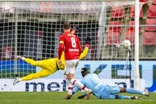 Thumbnail for article: Waarom PSV keer op keer zijn topduels verpest