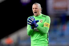 Thumbnail for article: Pasveer ziet patroon: met concurrentie in zicht lukt het Vitesse steeds niet