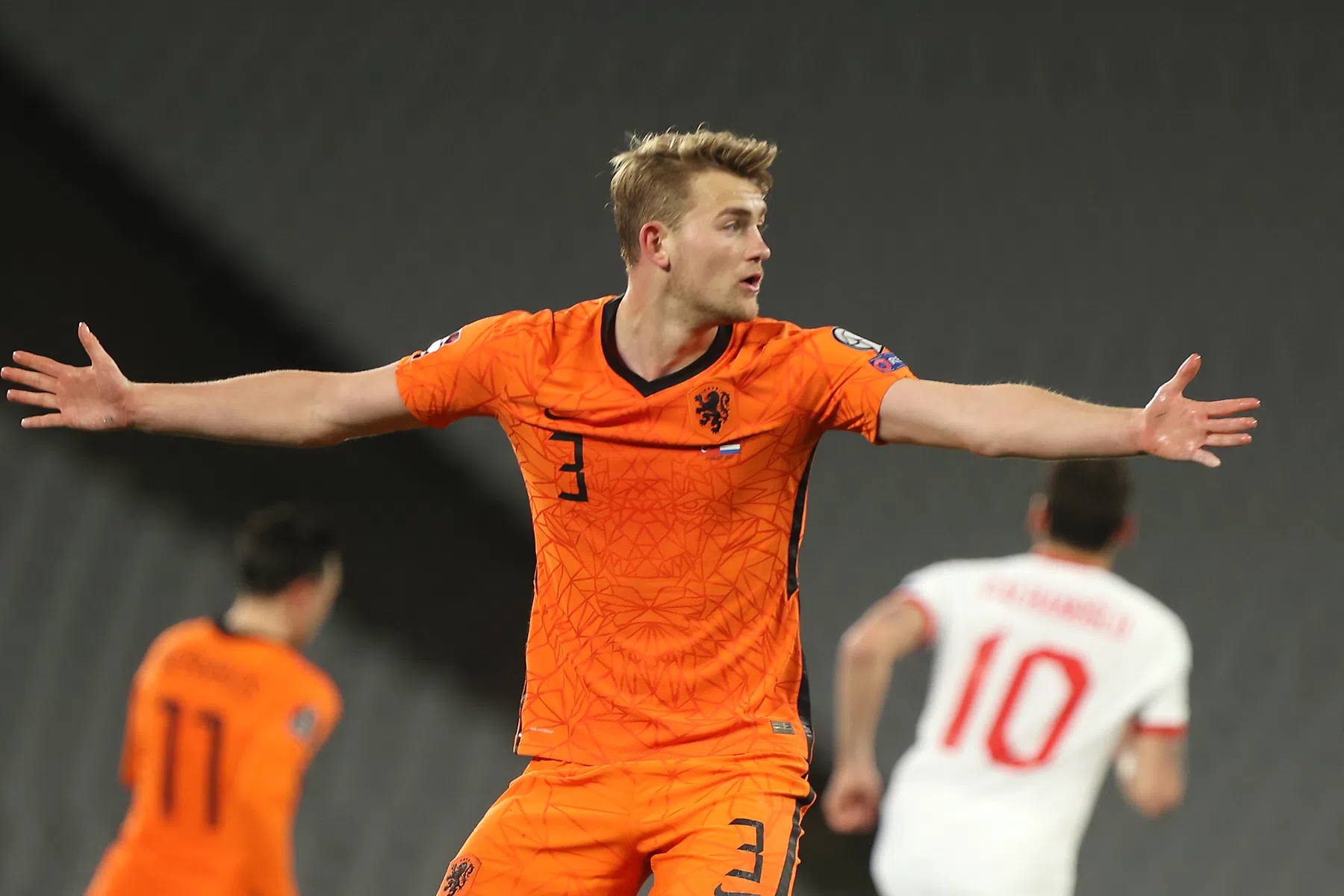 De Ligt ziet het misgaan: 'Dan wordt het een lange wedstrijd'