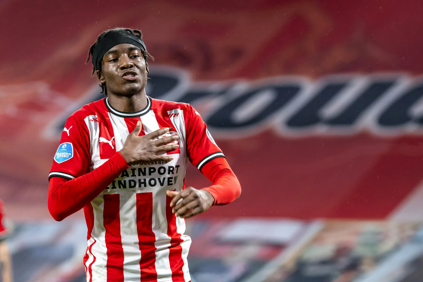 Zelfbewust toptalent: het PSV-pad dat Noni Madueke naar de top moet brengen