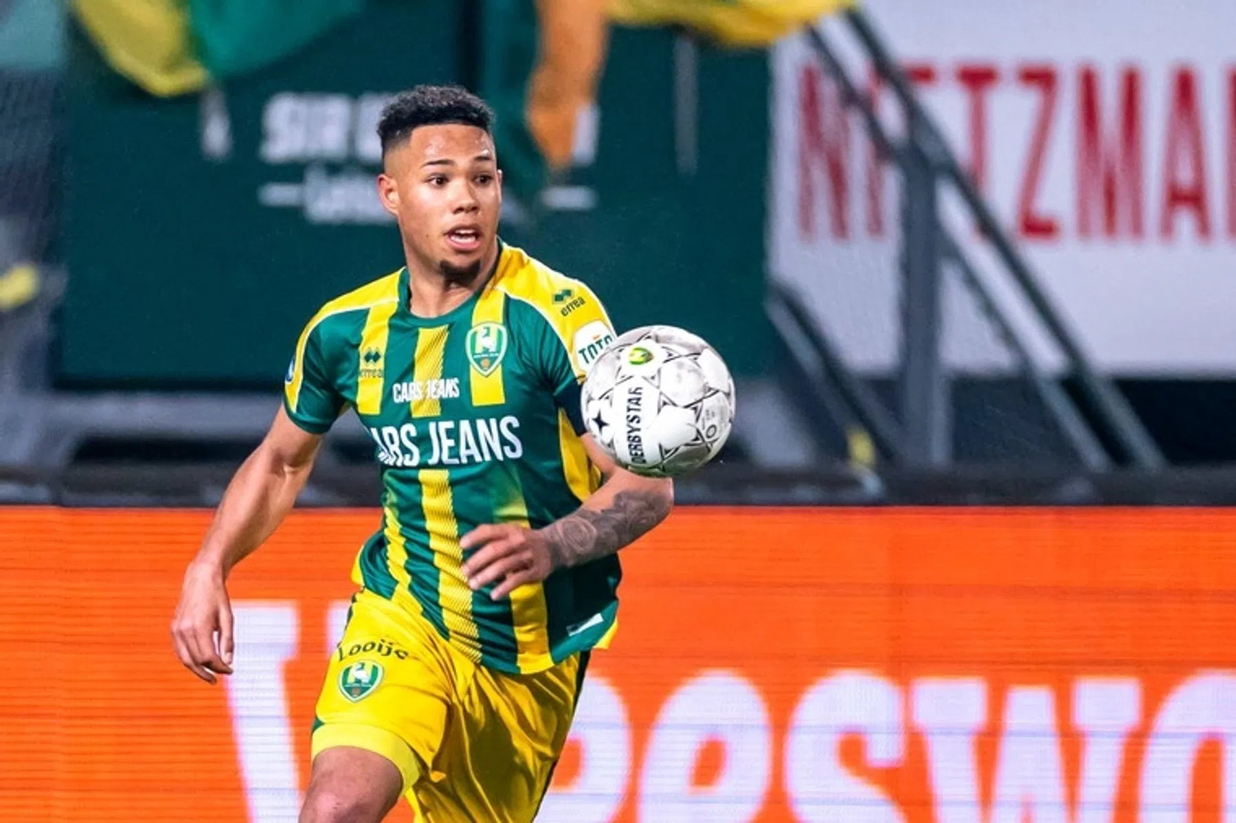 Strijd om Van Ewijk barst los: SC Heerenveen en Darmstadt melden zich