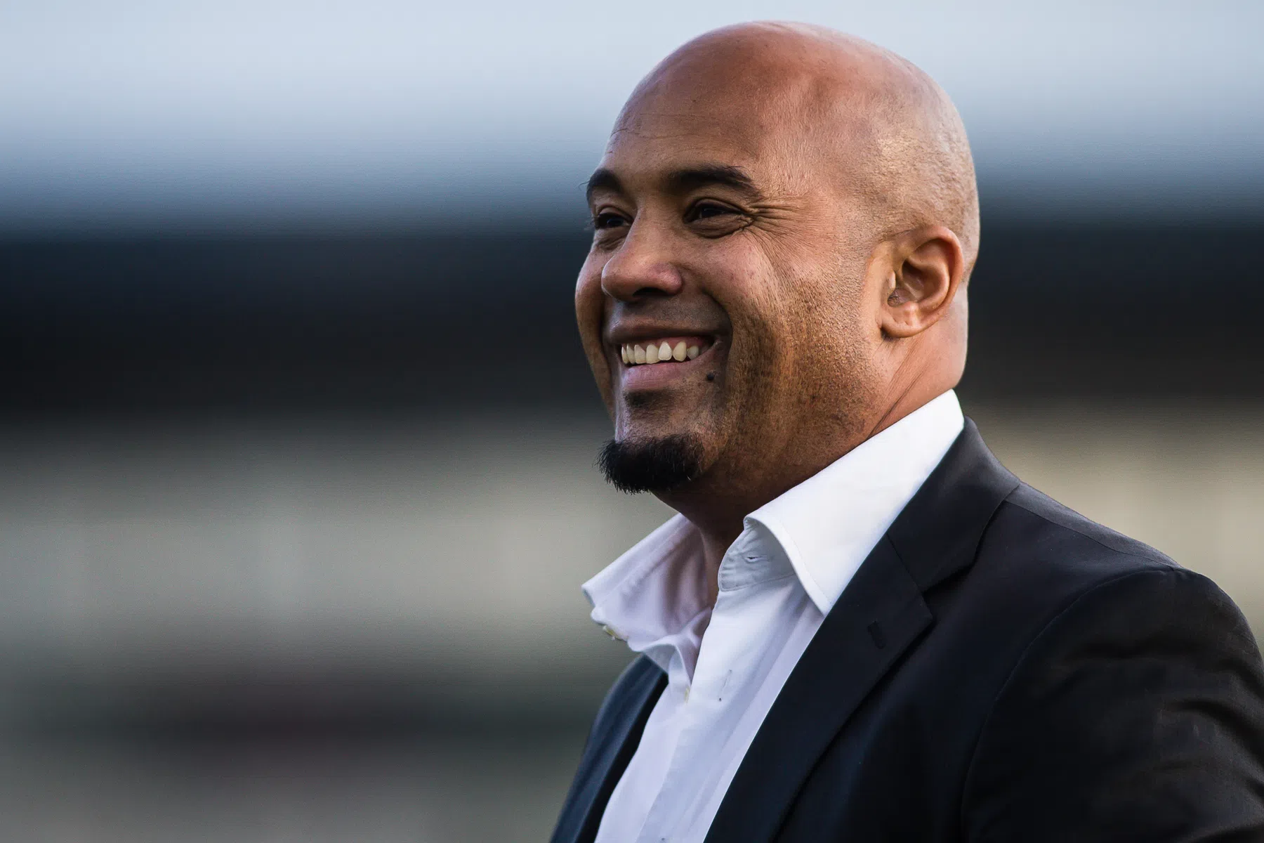 Suriname geeft flitsende start een vervolg met hattrick Hasselbaink