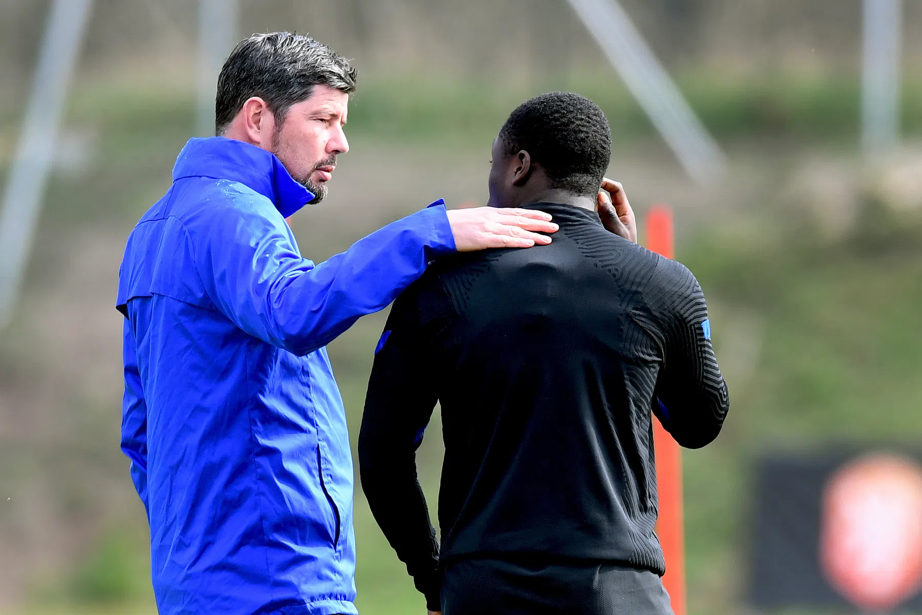 KNVB en Van de Looi in gesprek over een nieuw contract