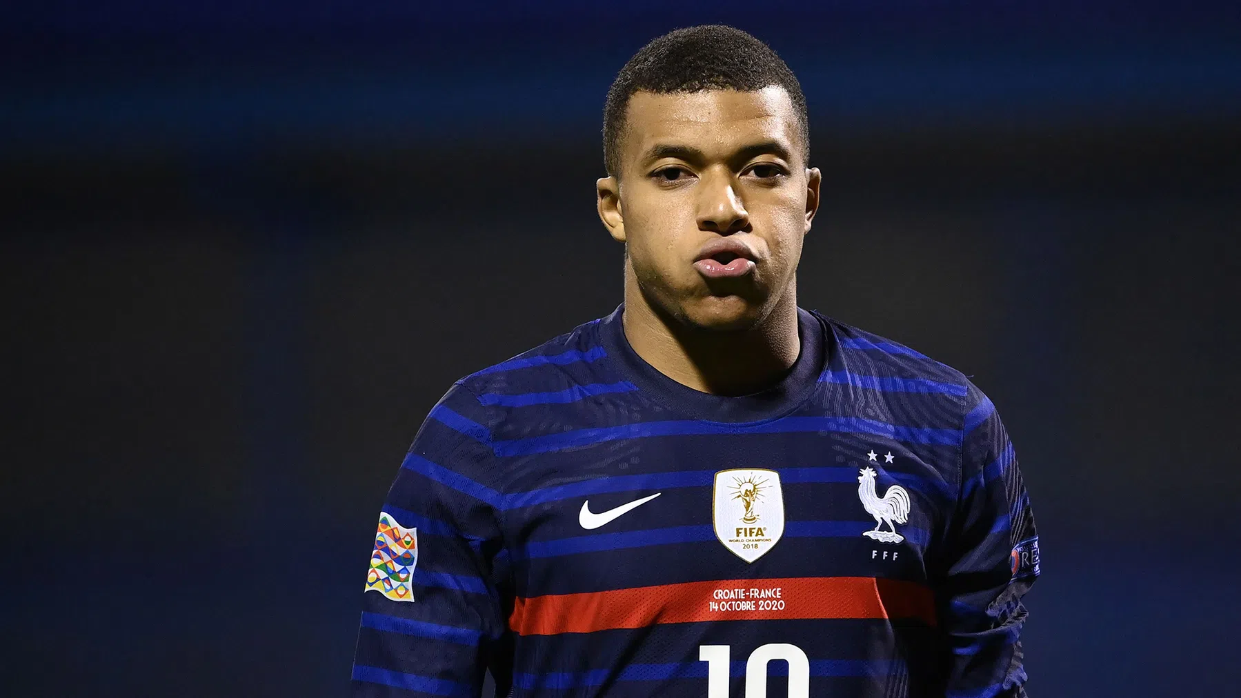 Geen EK-winst voor Frankrijk: 'Er rust te veel druk op de schouders van Mbappé'