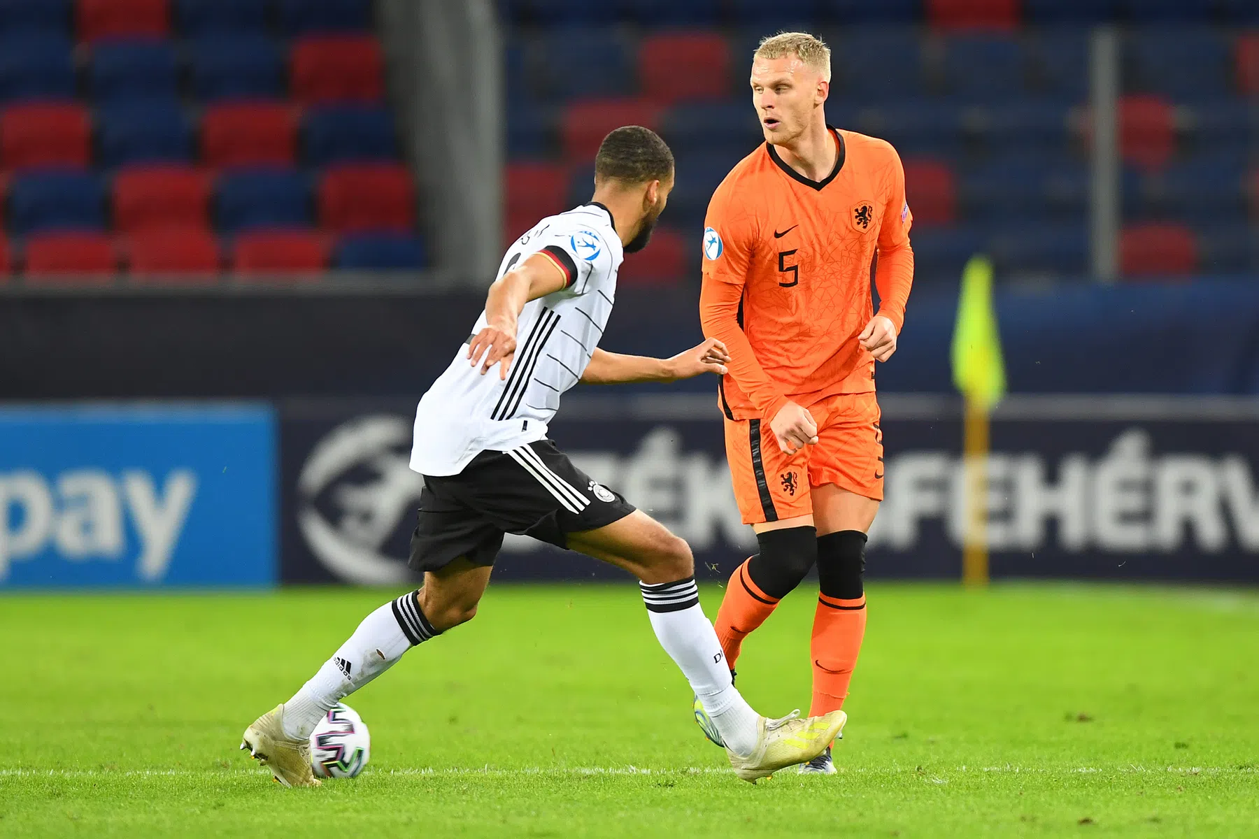 Bakker over Jong Oranje: 'Ik weet dat ik beter kan'