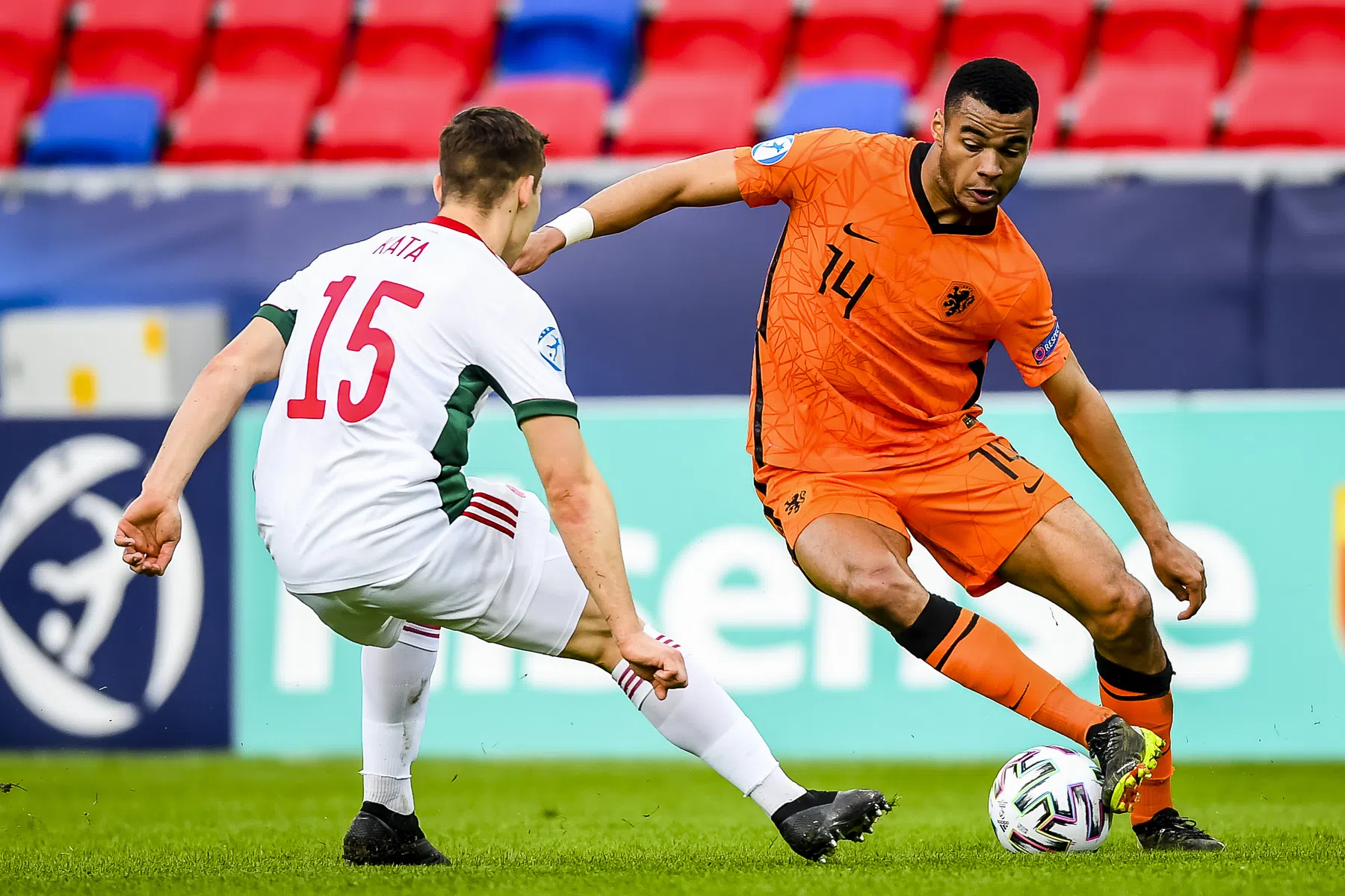 Jong Oranje: verlangen naar Arnold Bruggink en twijfels over Koning Gakpo