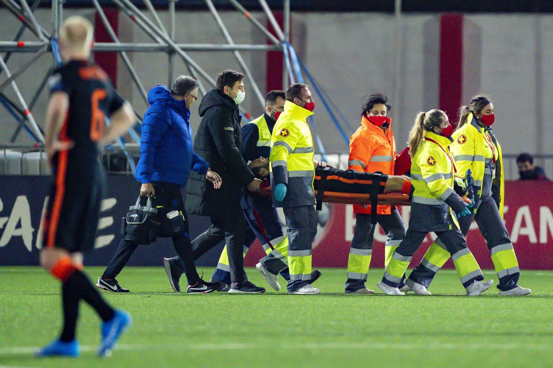 Update over blessure Blind: seizoen met Ajax voorbij, wel hoop op EK