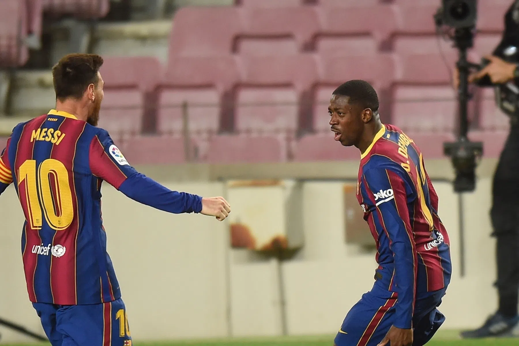 Koeman wil Dembélé niet kwijt: 'Zijn ontwikkeling is ongelooflijk'