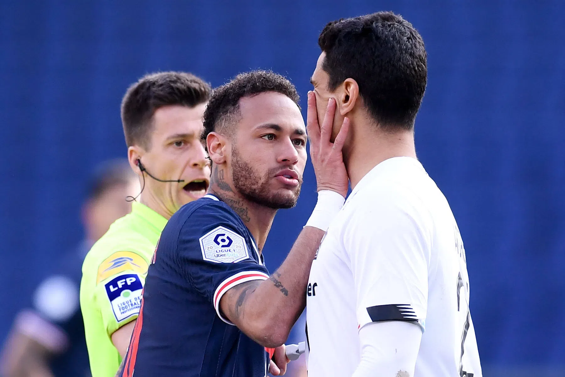 Geschorste Neymar kan PSG voorlopig weer niet helpen in jacht op koploper Lille